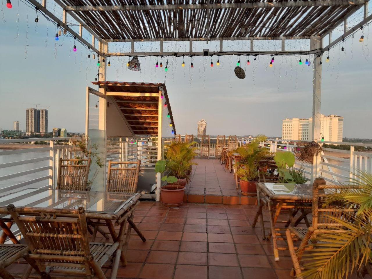 פנום פן 4 Rivers Hotel מראה חיצוני תמונה