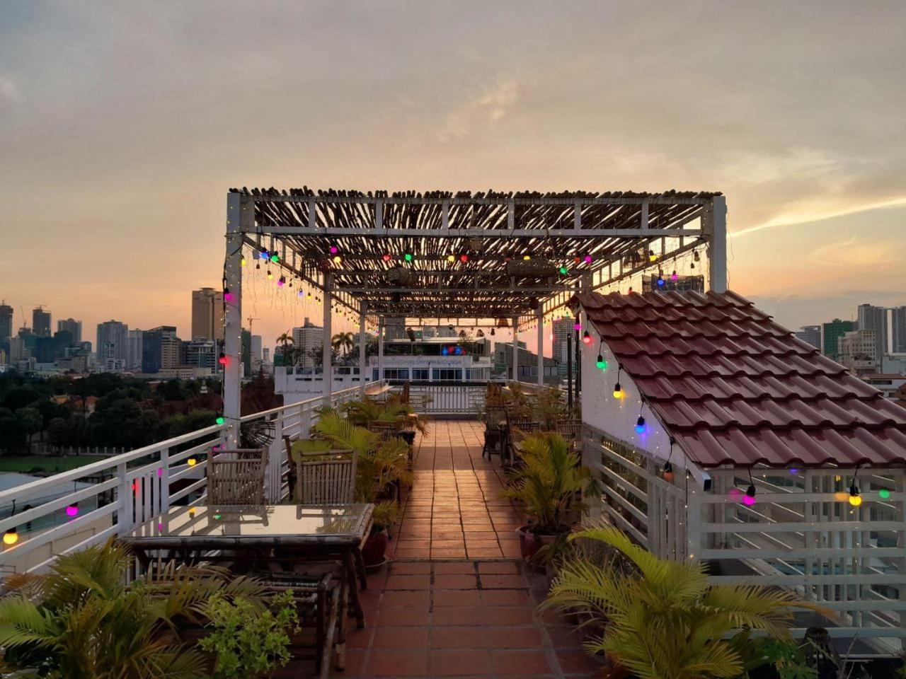 פנום פן 4 Rivers Hotel מראה חיצוני תמונה