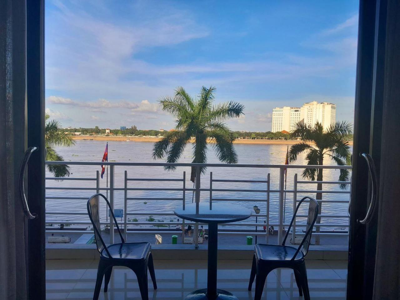 פנום פן 4 Rivers Hotel מראה חיצוני תמונה